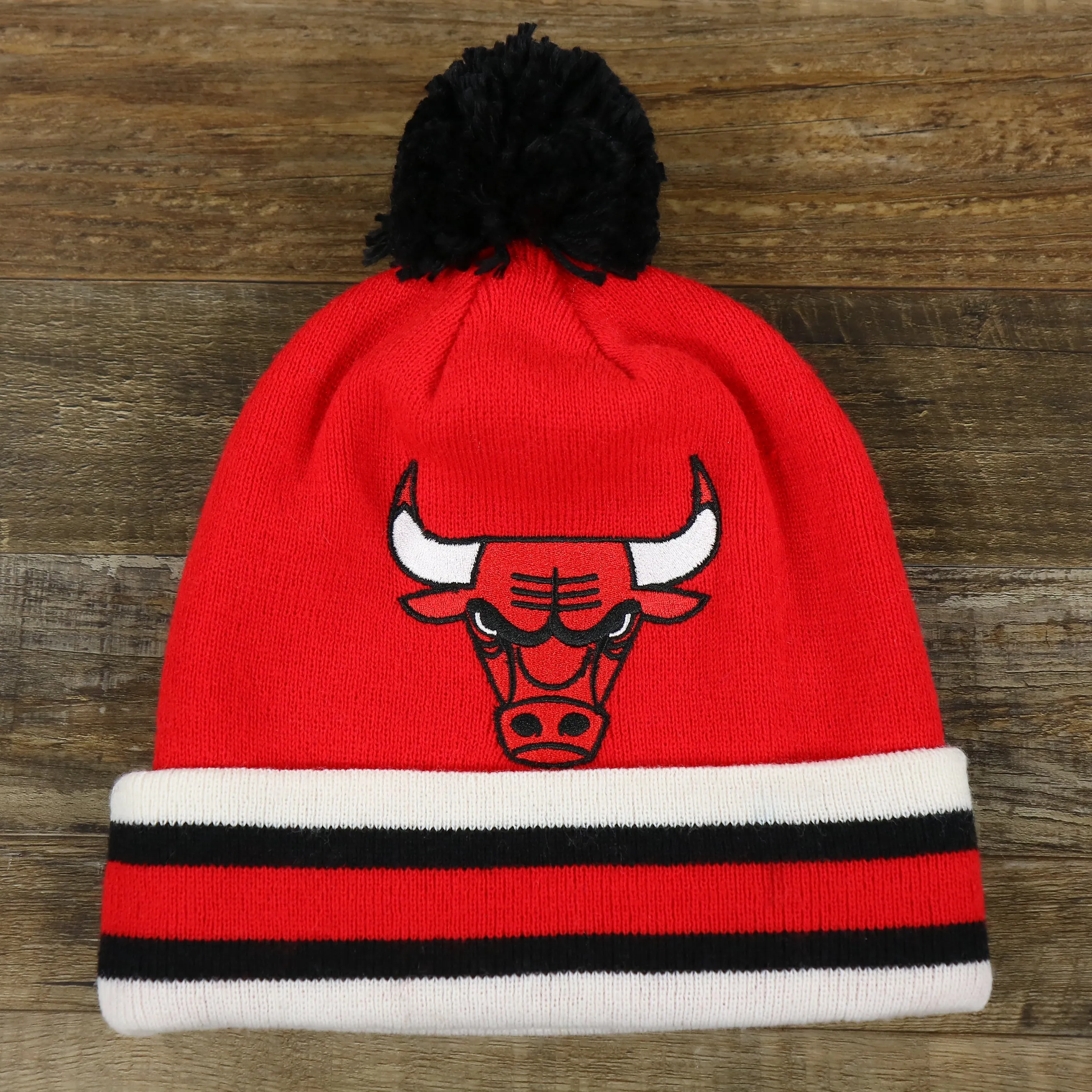 Chicago Bulls Red Striped Cuff Pom Pom Winter Beanie