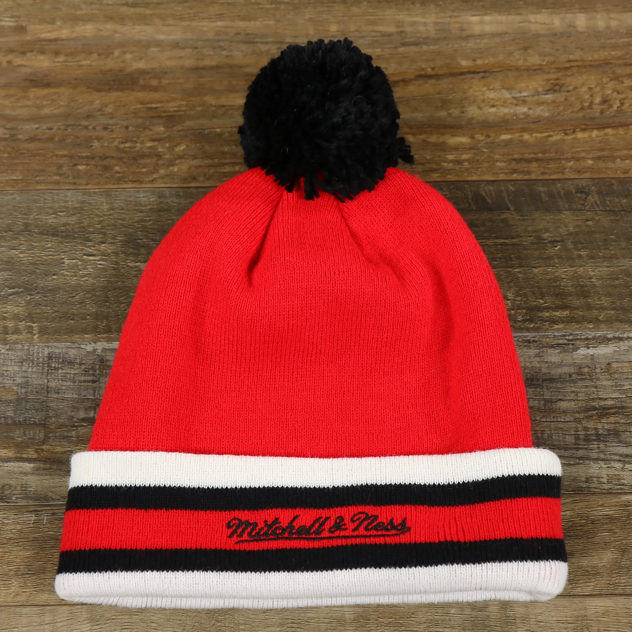 Chicago Bulls Red Striped Cuff Pom Pom Winter Beanie