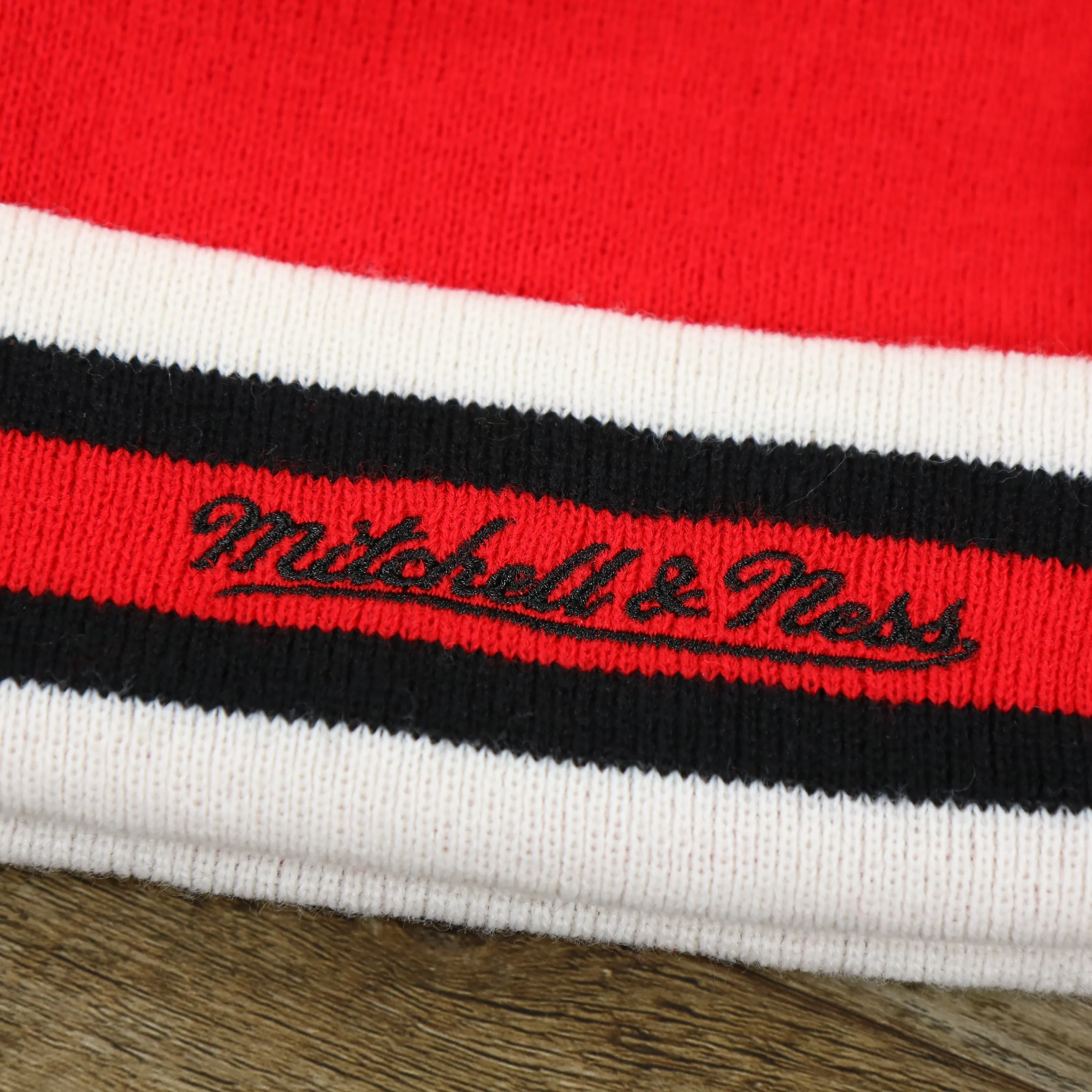 Chicago Bulls Red Striped Cuff Pom Pom Winter Beanie