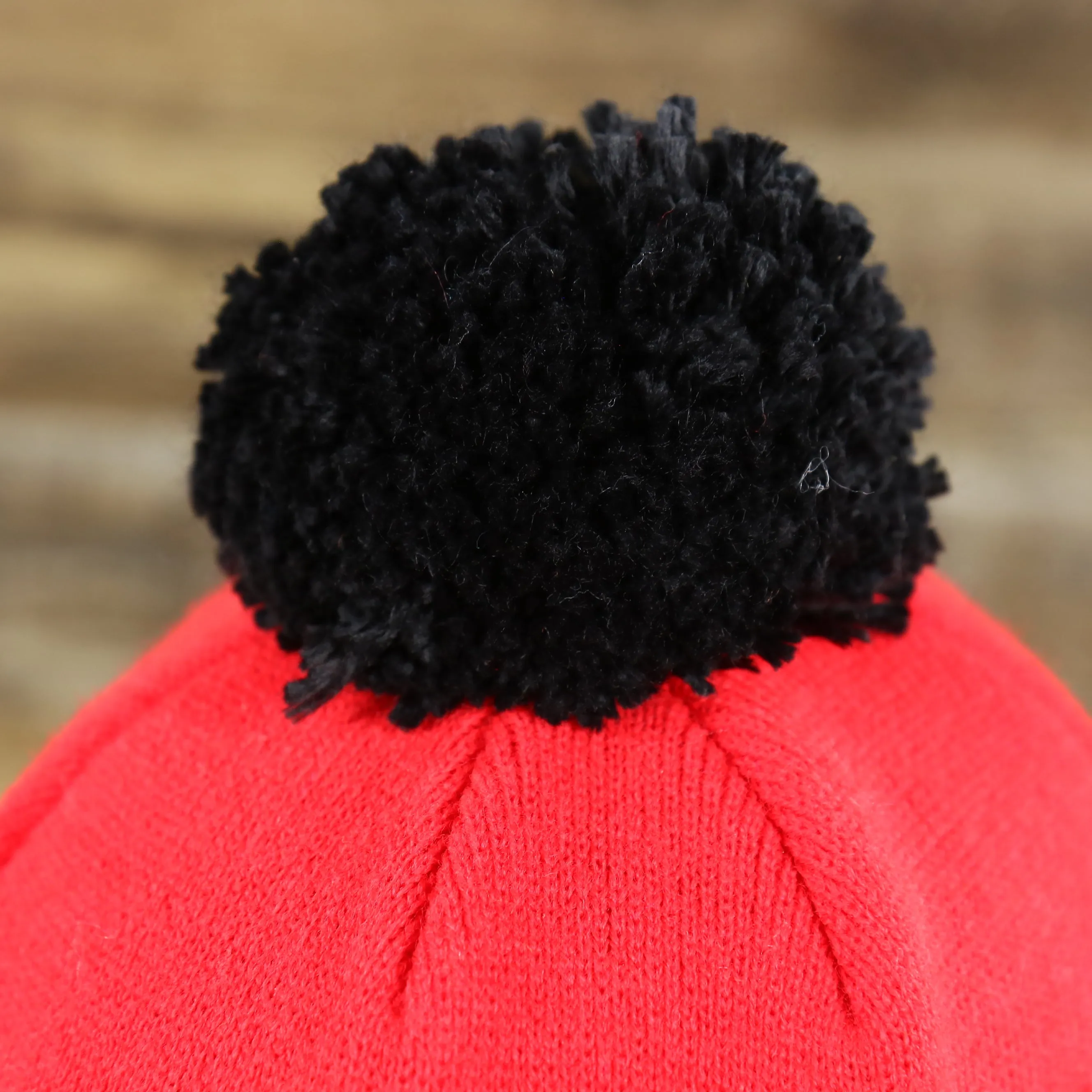 Chicago Bulls Red Striped Cuff Pom Pom Winter Beanie