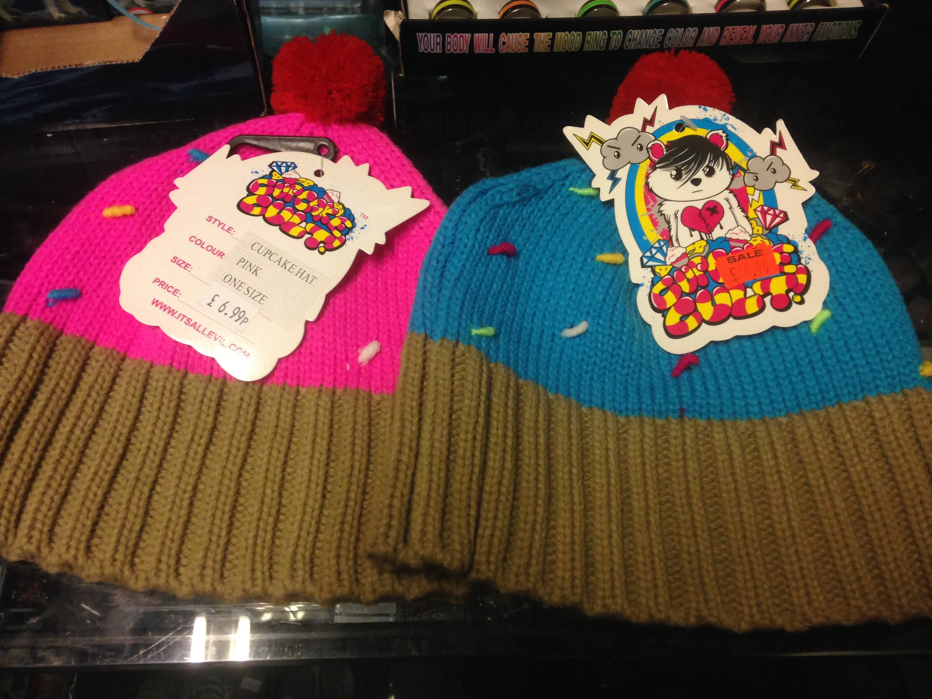 Cupcake Cult knitted hat - 2 color options.