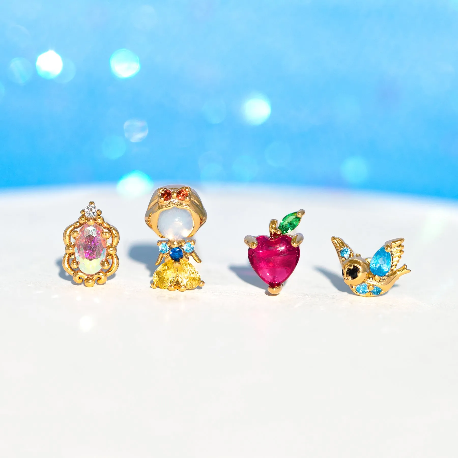 Disney Princess Snow White Earrings - Set.