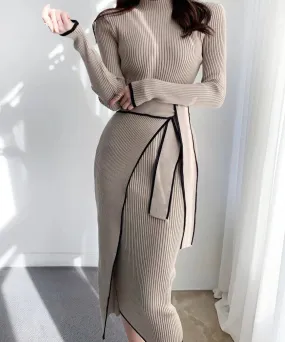 High Neck Midi Dress with Contrast Edges and Tie