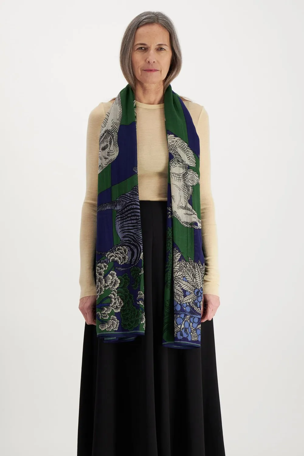 INOUI EDITIONS - Green Magnus Scarf, limited edition