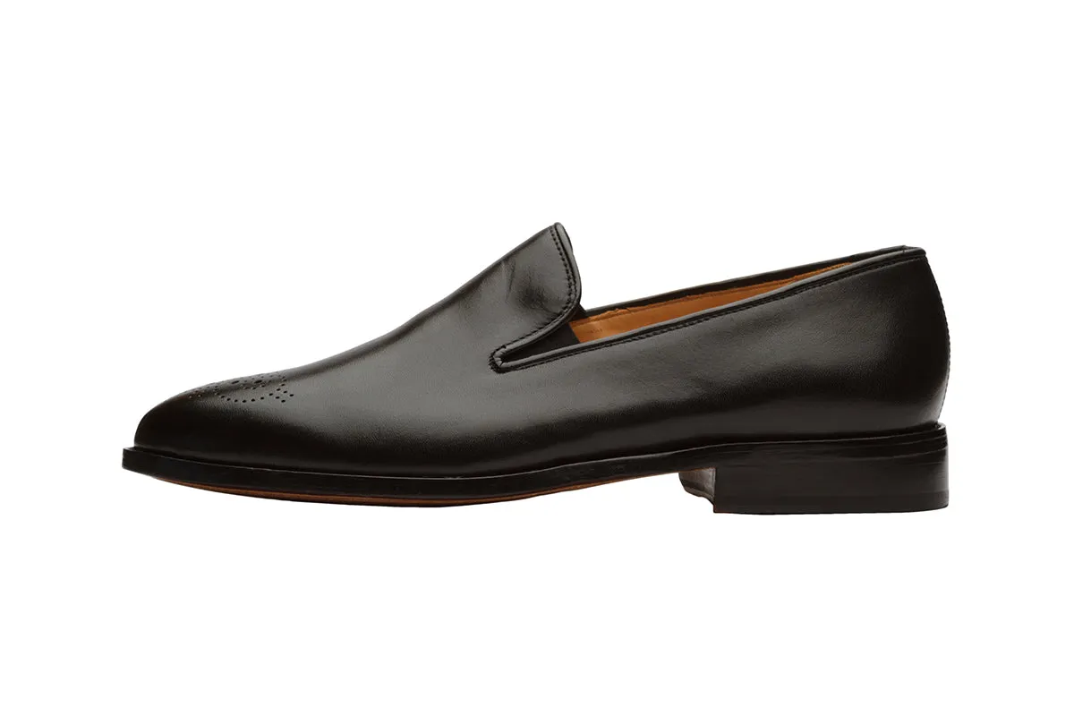 LOAFER with MEDALLION – Black