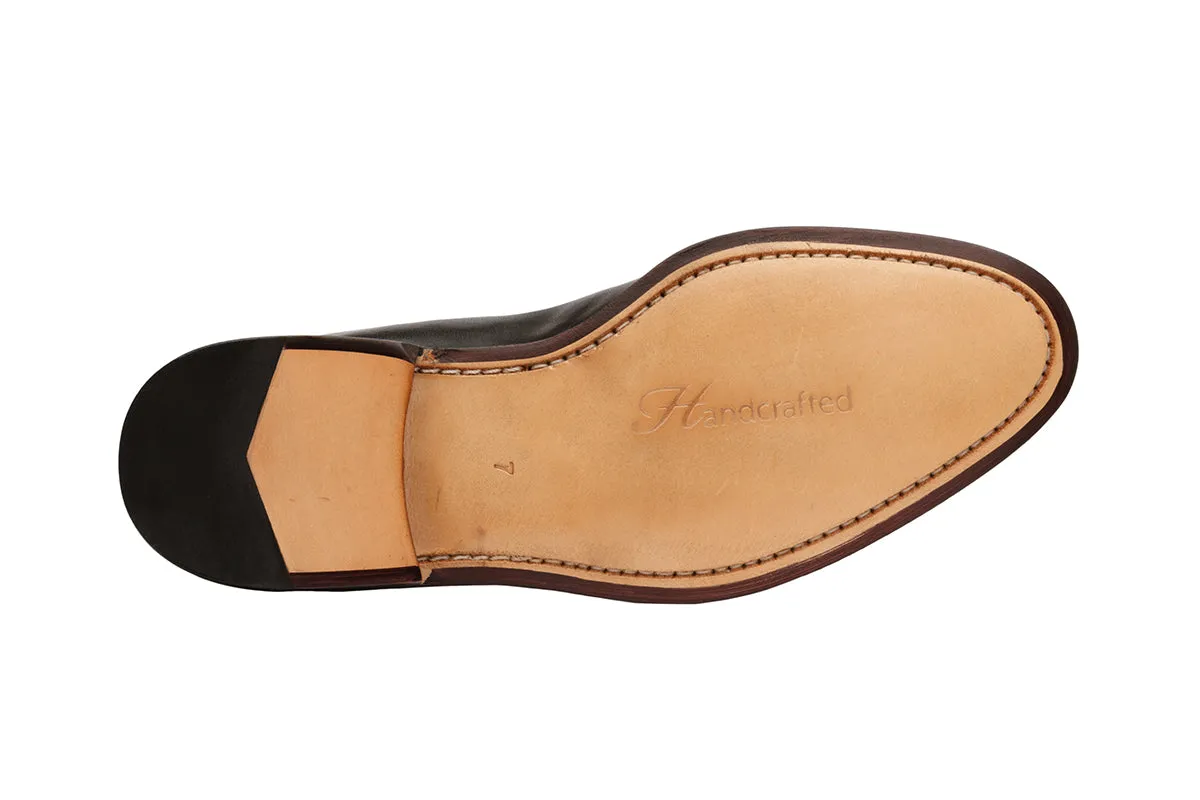 LOAFER with MEDALLION – Black