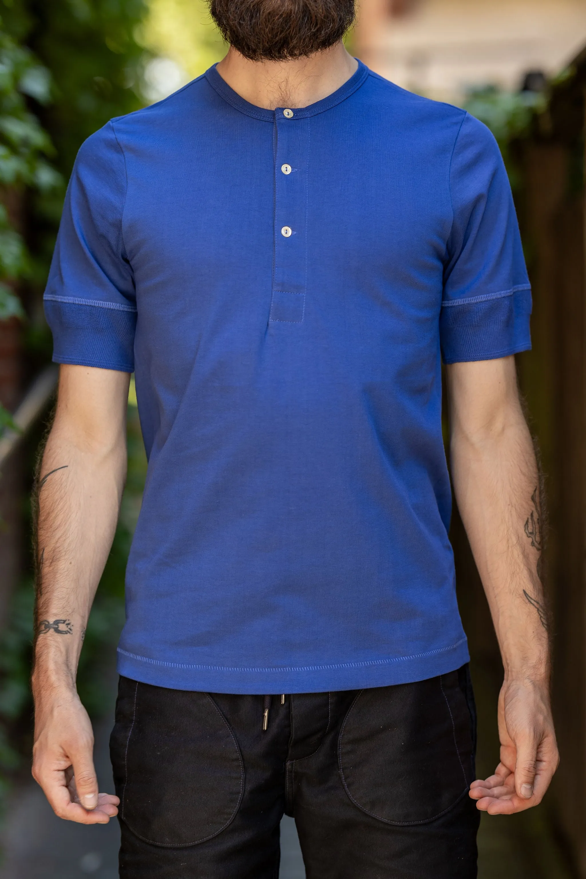 Merz b. Schwanen 207 Henley Short Sleeve - Vintage Blue - Buy Now.