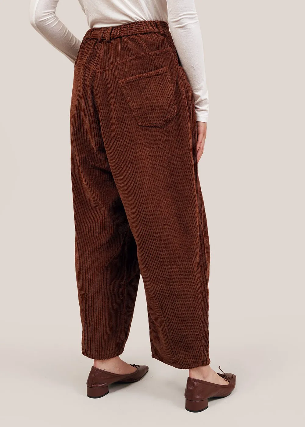 Pardo Corduroy Baggy Pants - Google SEO Result: Trendy Pardo Corduroy Baggy Pants for a Stylish Look