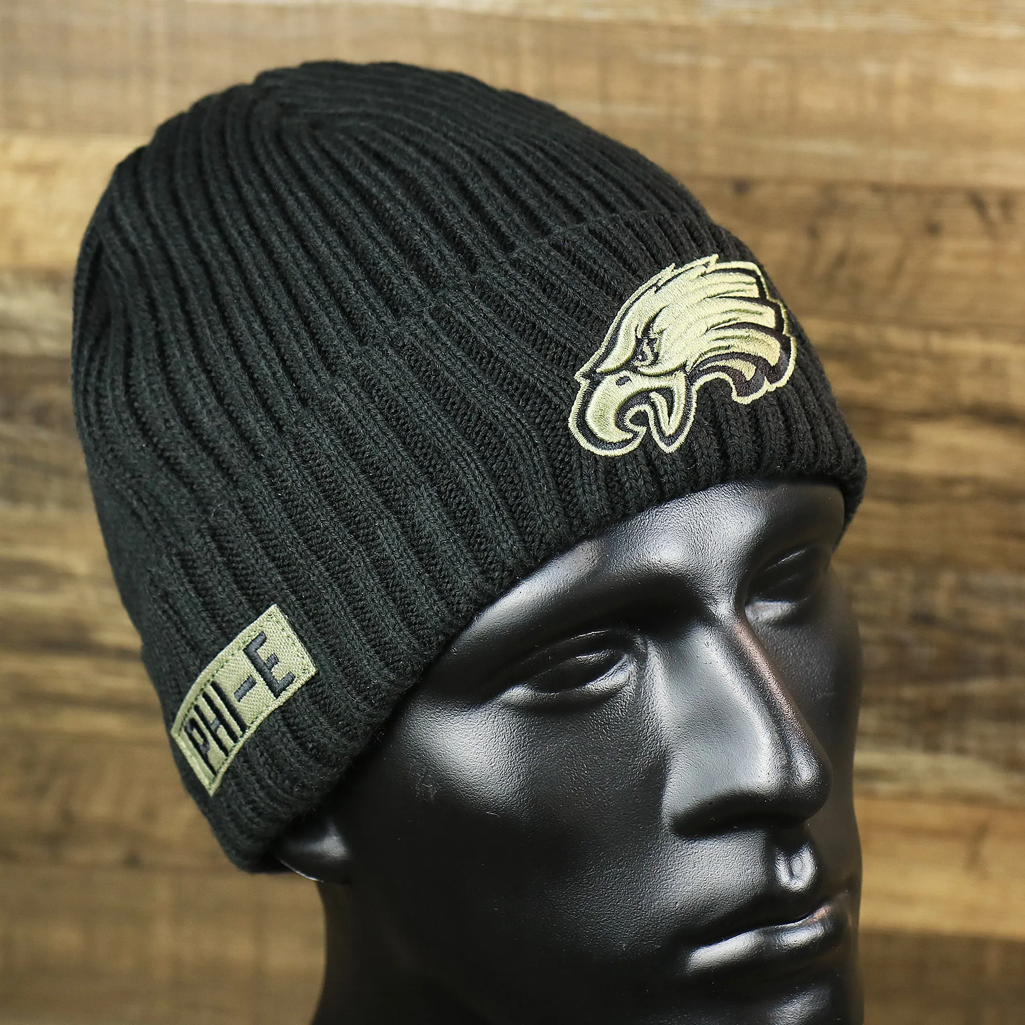 Philadelphia Eagles salute to service beanie