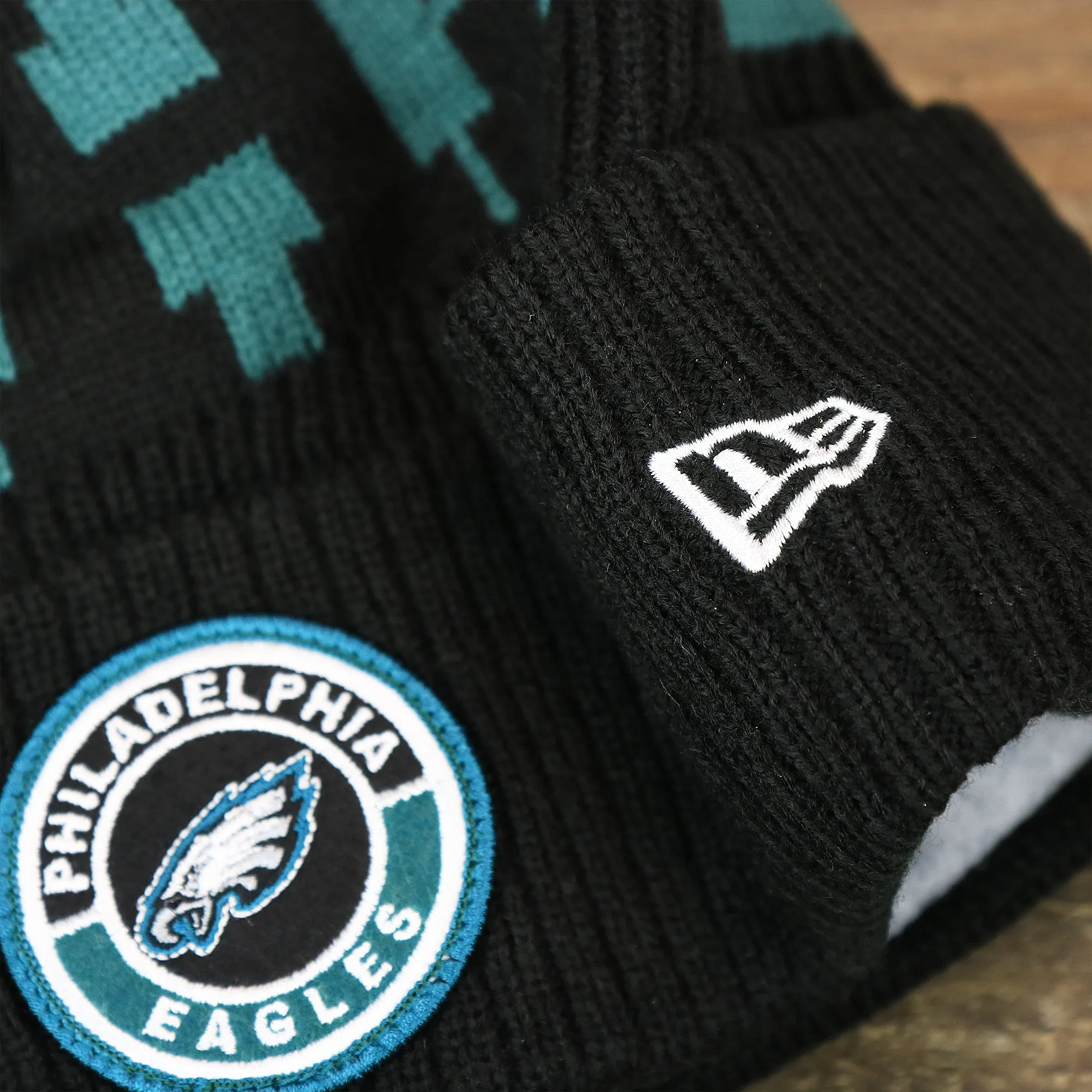 Philadelphia Eagles Sideline On Field Pom Pom Beanie | Black