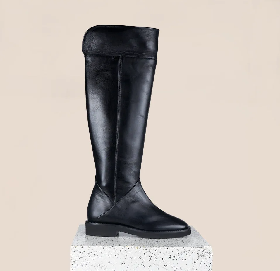 Pistoia Black Leather