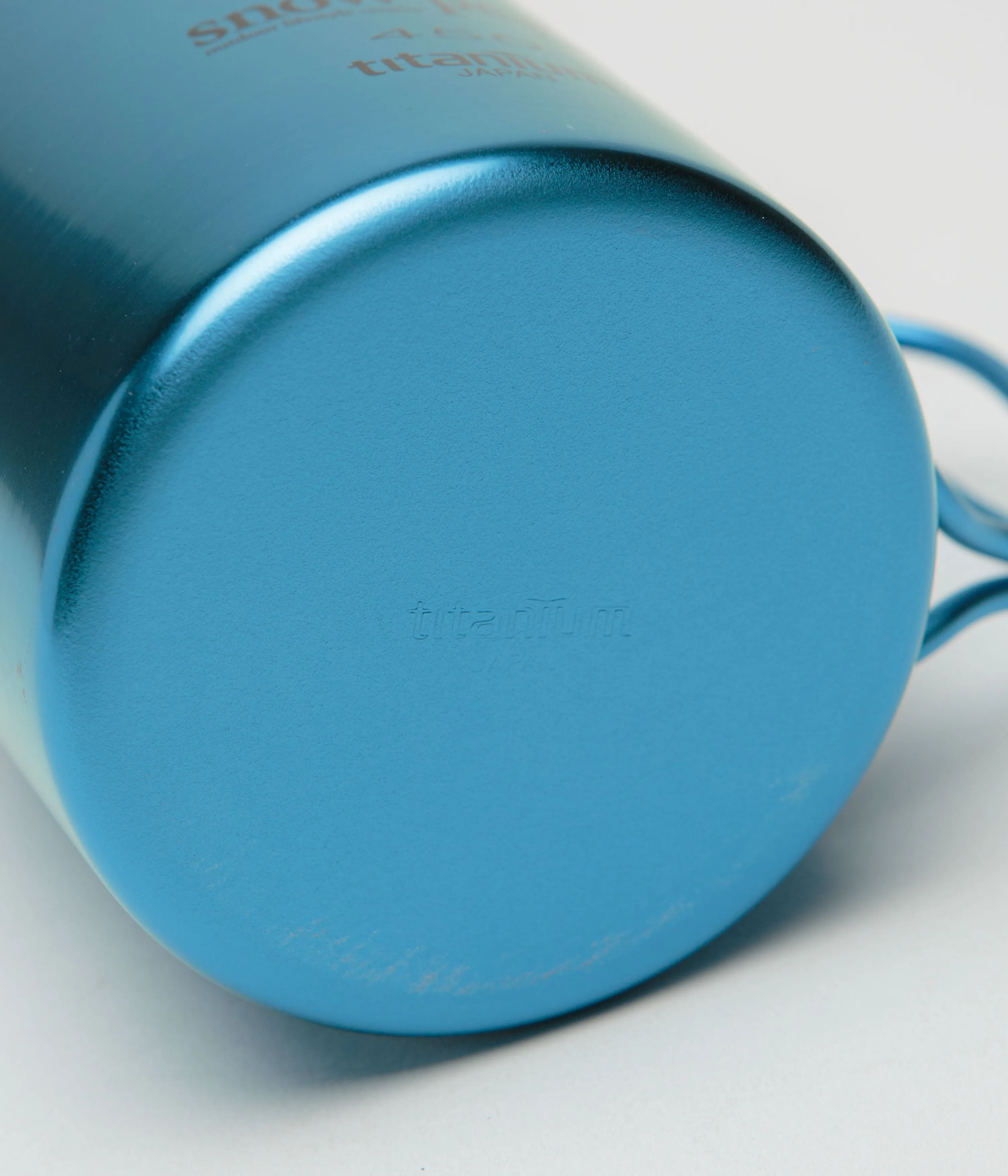 Snow Peak Titanium Single Wall Mug - Anodized Blue 450ml