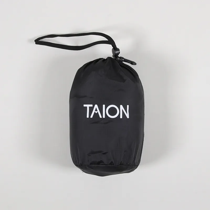 Taion Crew Neck Zip Down Jacket Black