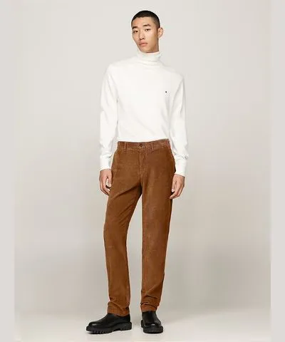 Tommy Hilfiger Men's Straight Corduroy Chino