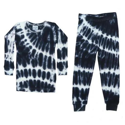 Tye dye pajama set with thermal material